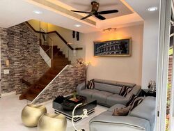 Hillcrest Villa (D11), Terrace #517512011